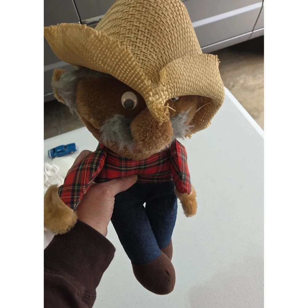 VINTAGE Shotgun Red Plush Doll Hee Haw TV Show Stuffed Animal.